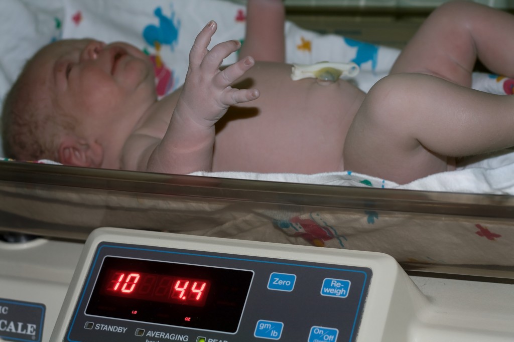 Baby D's Birth Story | candleinthenight.com