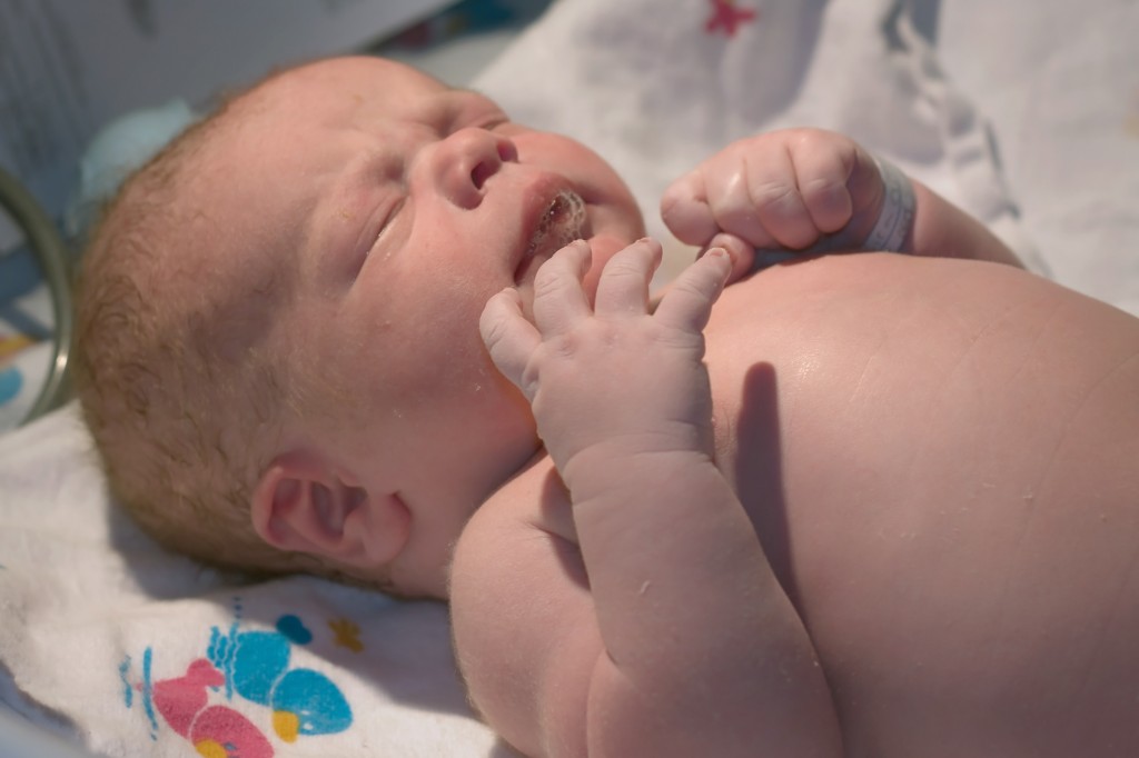Baby D's Birth Story | candleinthenight.com