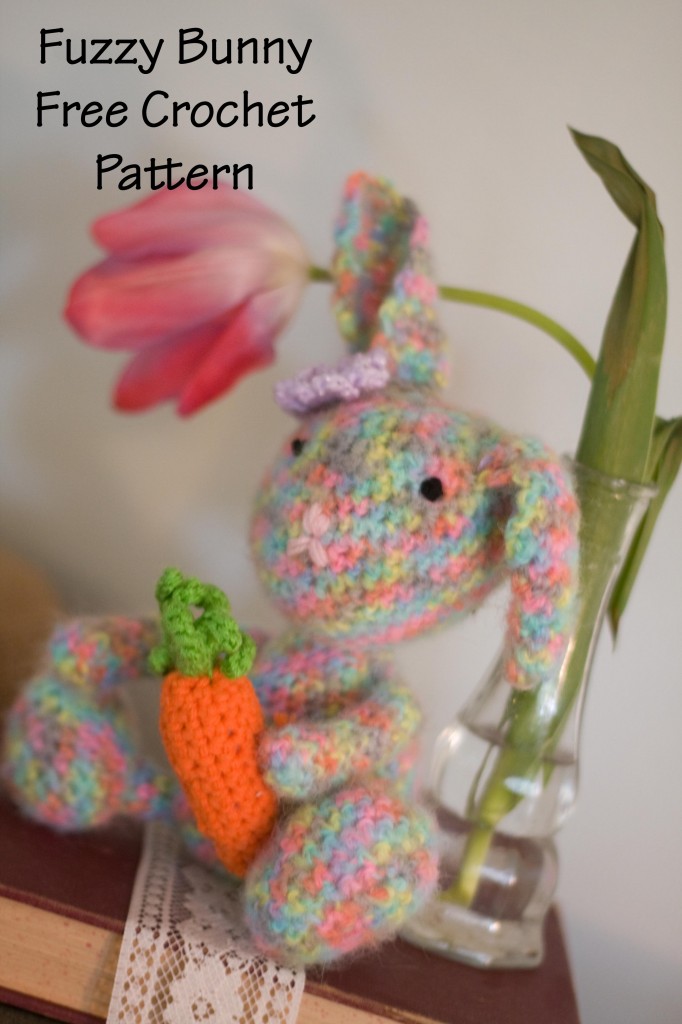 Fuzzy Bunny Crochet Pattern | candleinthenight.com