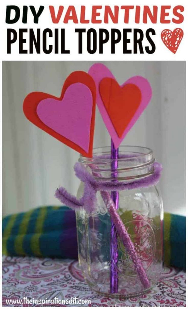 Your kids can make these Valentine Pencil Toppers to give out as Valentines this year!