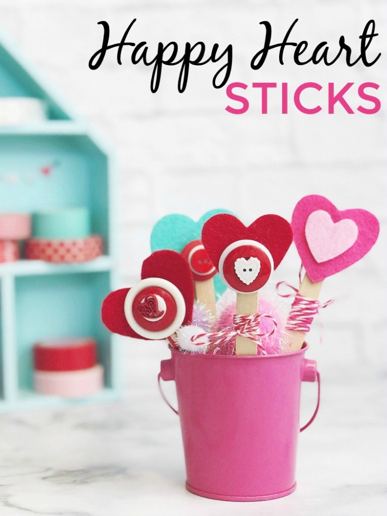 This heart stick bouquet would make a perfect Valentine's Day craft for kids! 